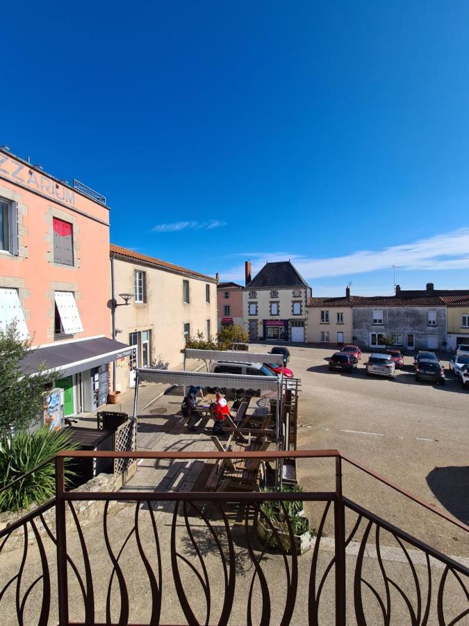 Gite Le Haut Du Pave 3 A 7 Chambres 6 A 14 Couchages, 3 Min Du Puy Du Fou Les Épesses Dış mekan fotoğraf