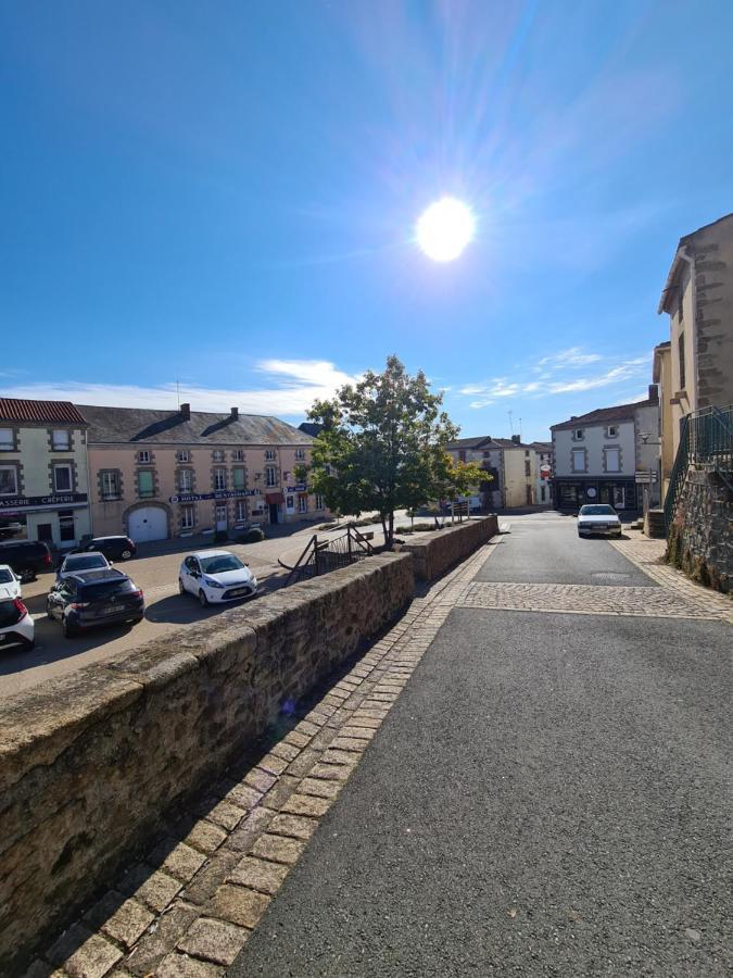 Gite Le Haut Du Pave 3 A 7 Chambres 6 A 14 Couchages, 3 Min Du Puy Du Fou Les Épesses Dış mekan fotoğraf